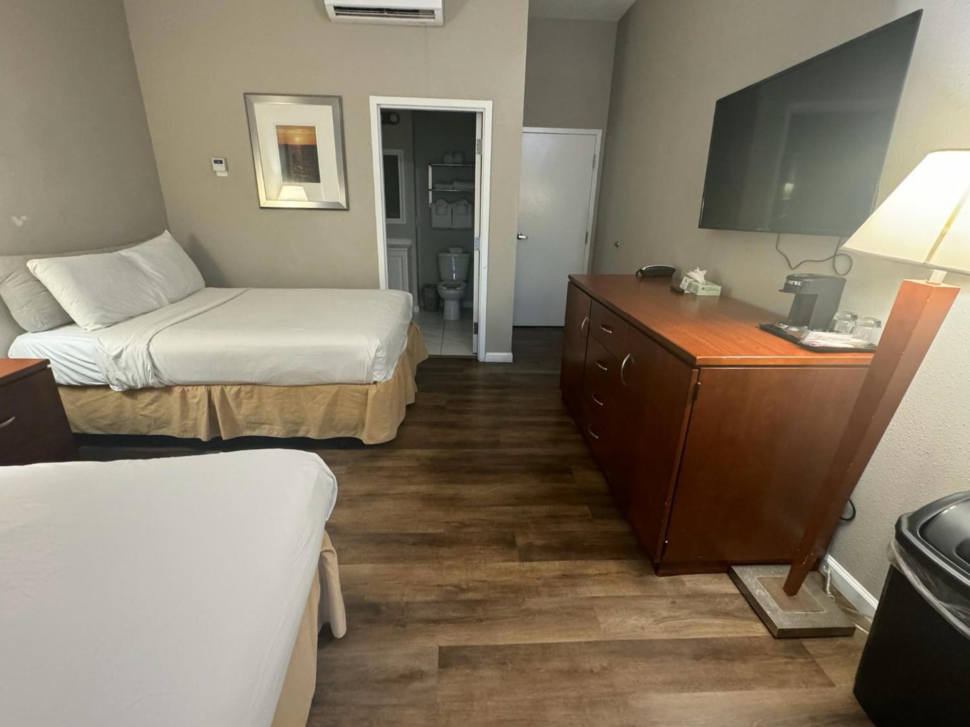 John'S Pass Hotel - Fully Remote Check In St. Pete Beach Εξωτερικό φωτογραφία
